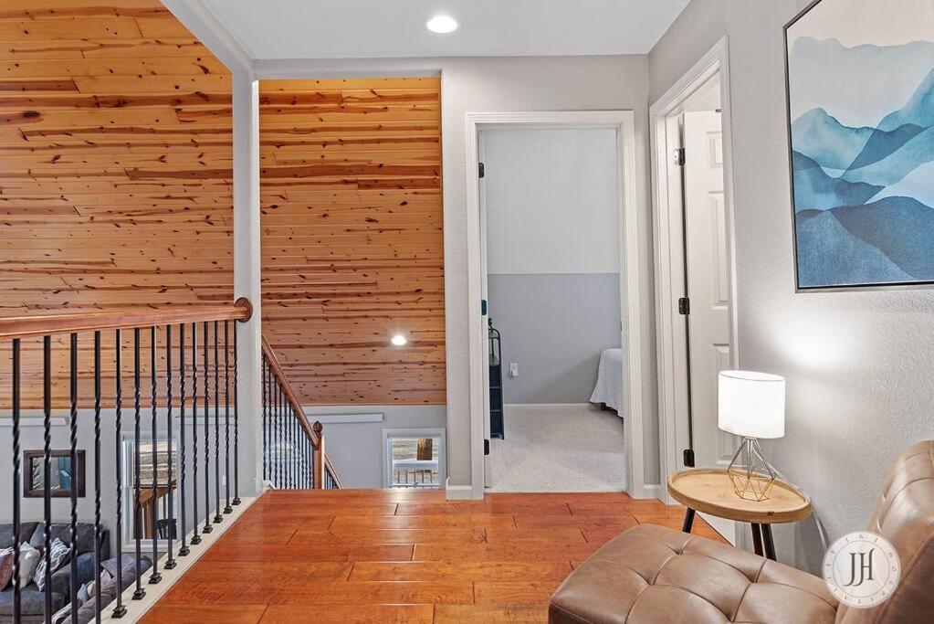 Elk Ridge Fire Place Custer Extérieur photo