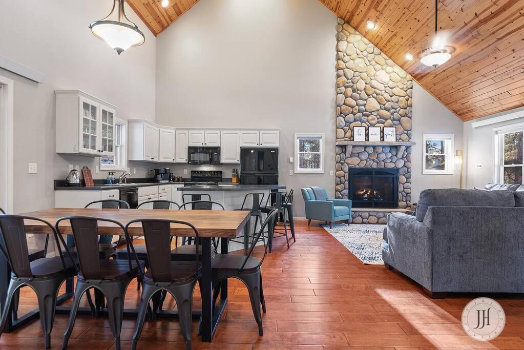 Elk Ridge Fire Place Custer Extérieur photo